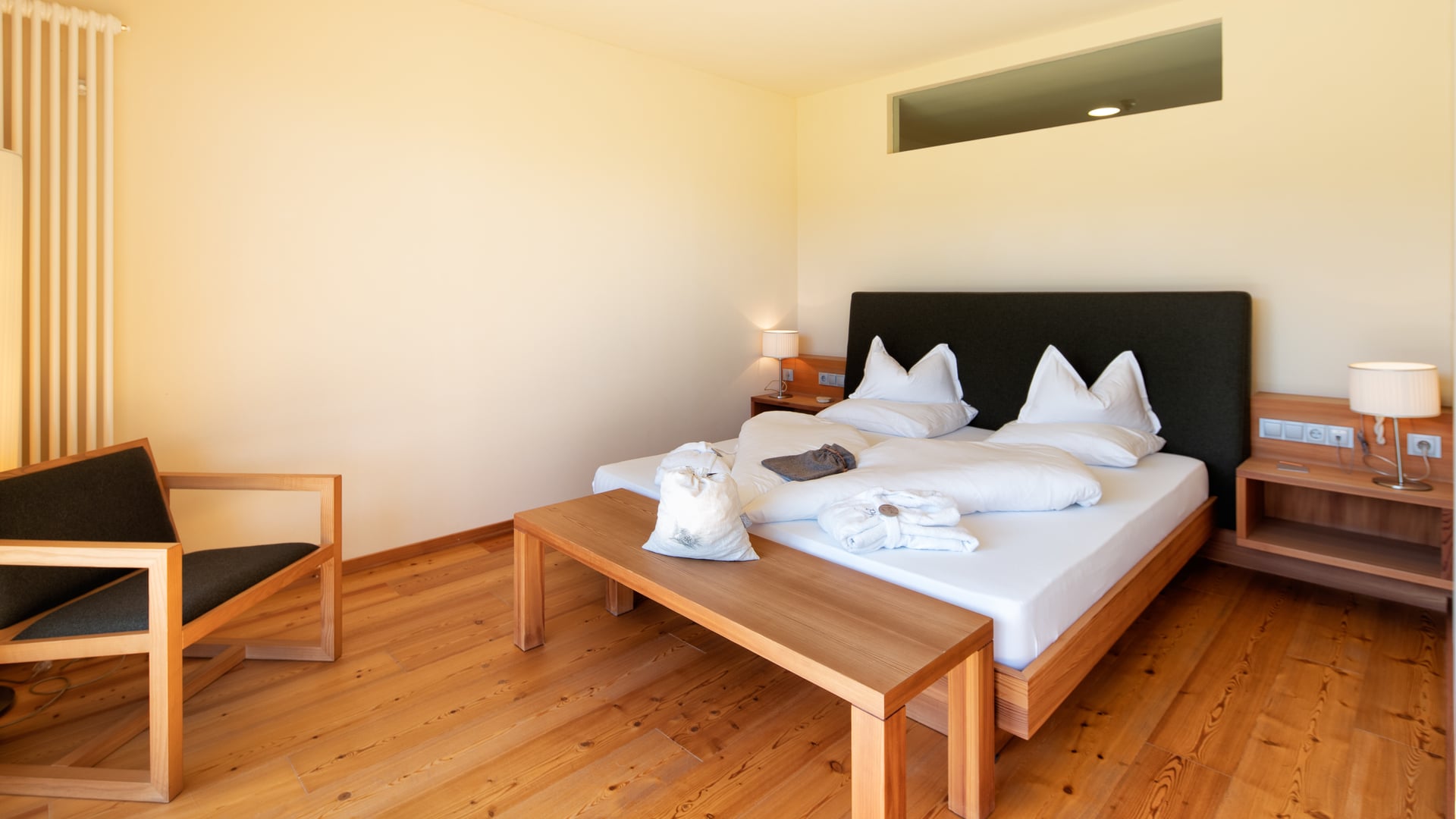 Alpine elegance with a view Suite Alpienne with alpine architecture, natural materials and view of the Dolomites