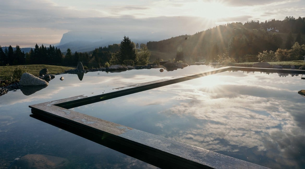 panorama infinity pool