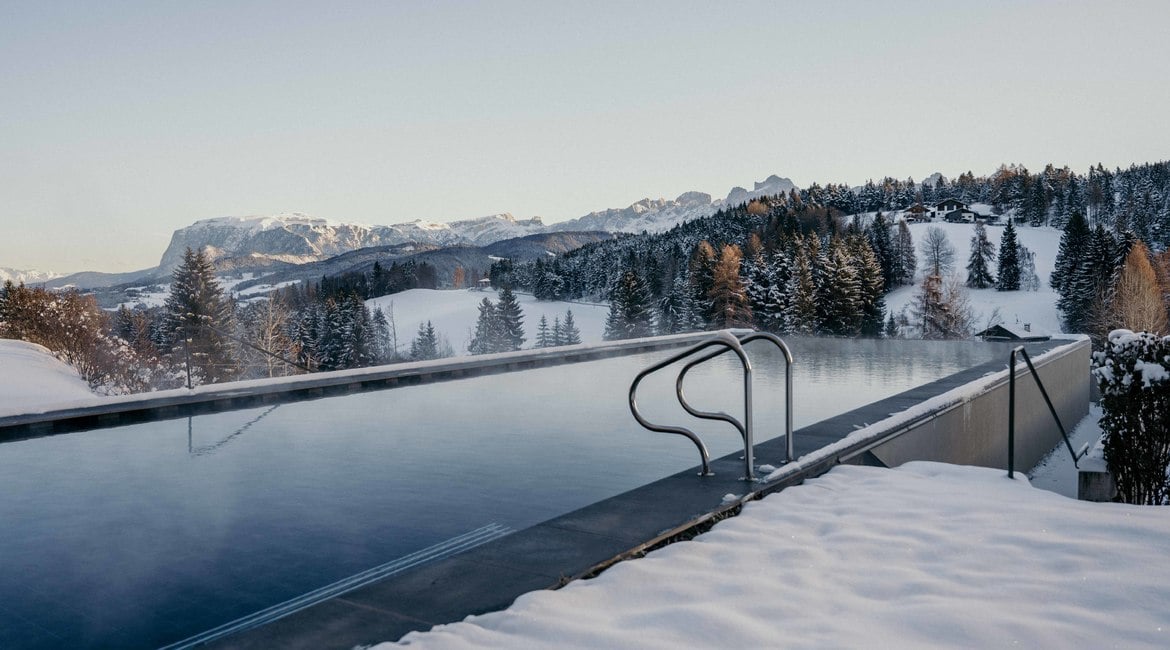 panorama infinity pool