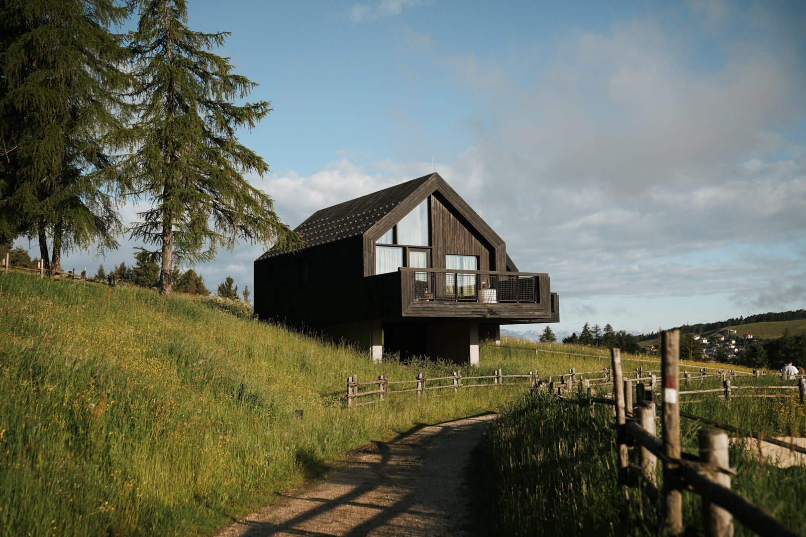 Umgeben von der Natur im Wellnesshotel in den Dolomiten Umgeben von der Natur im Wellnesshotel in den Dolomiten