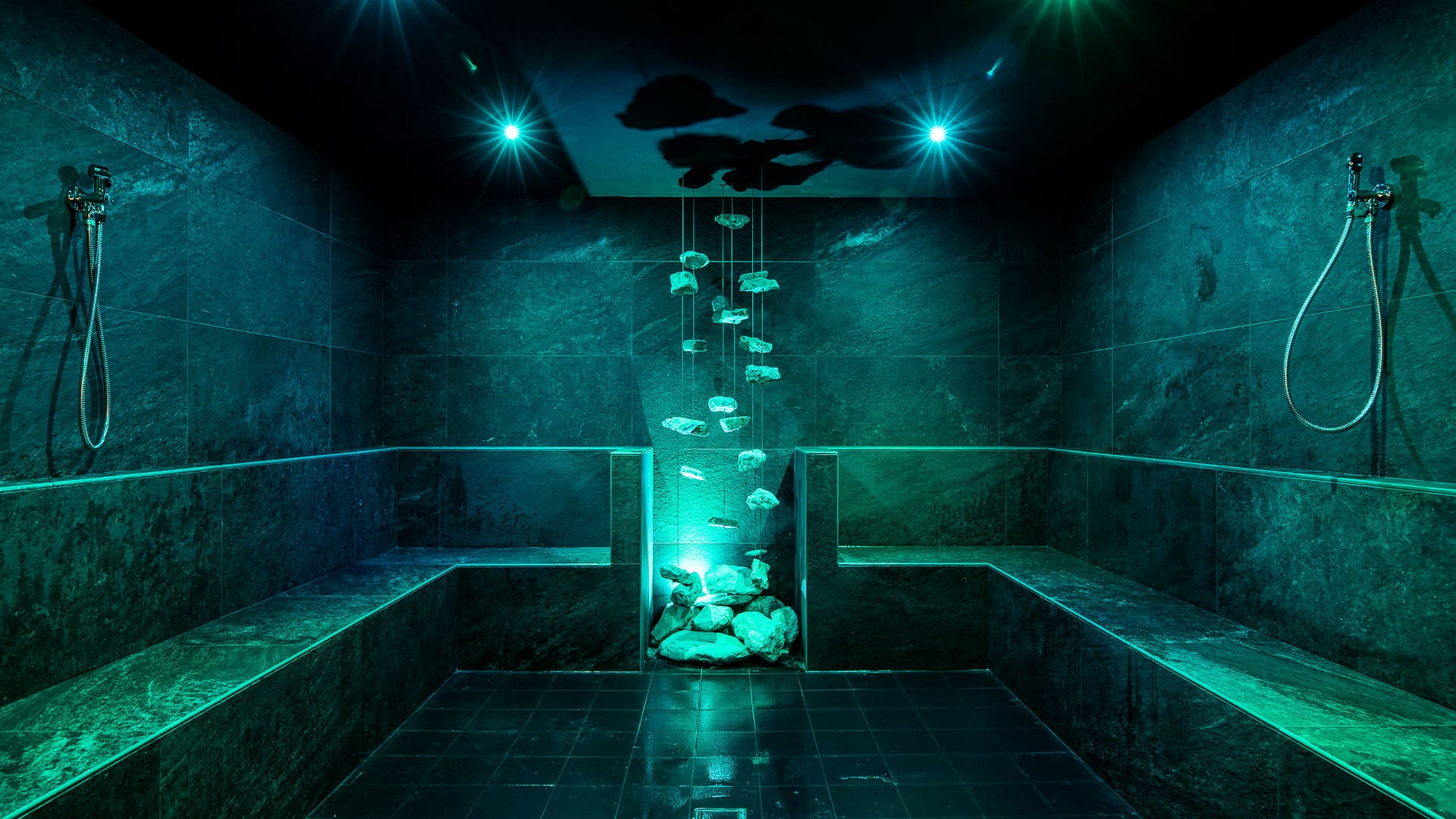 Sauna alla melissa all‘hotel con infinity pool in Trentino-Alto Adige