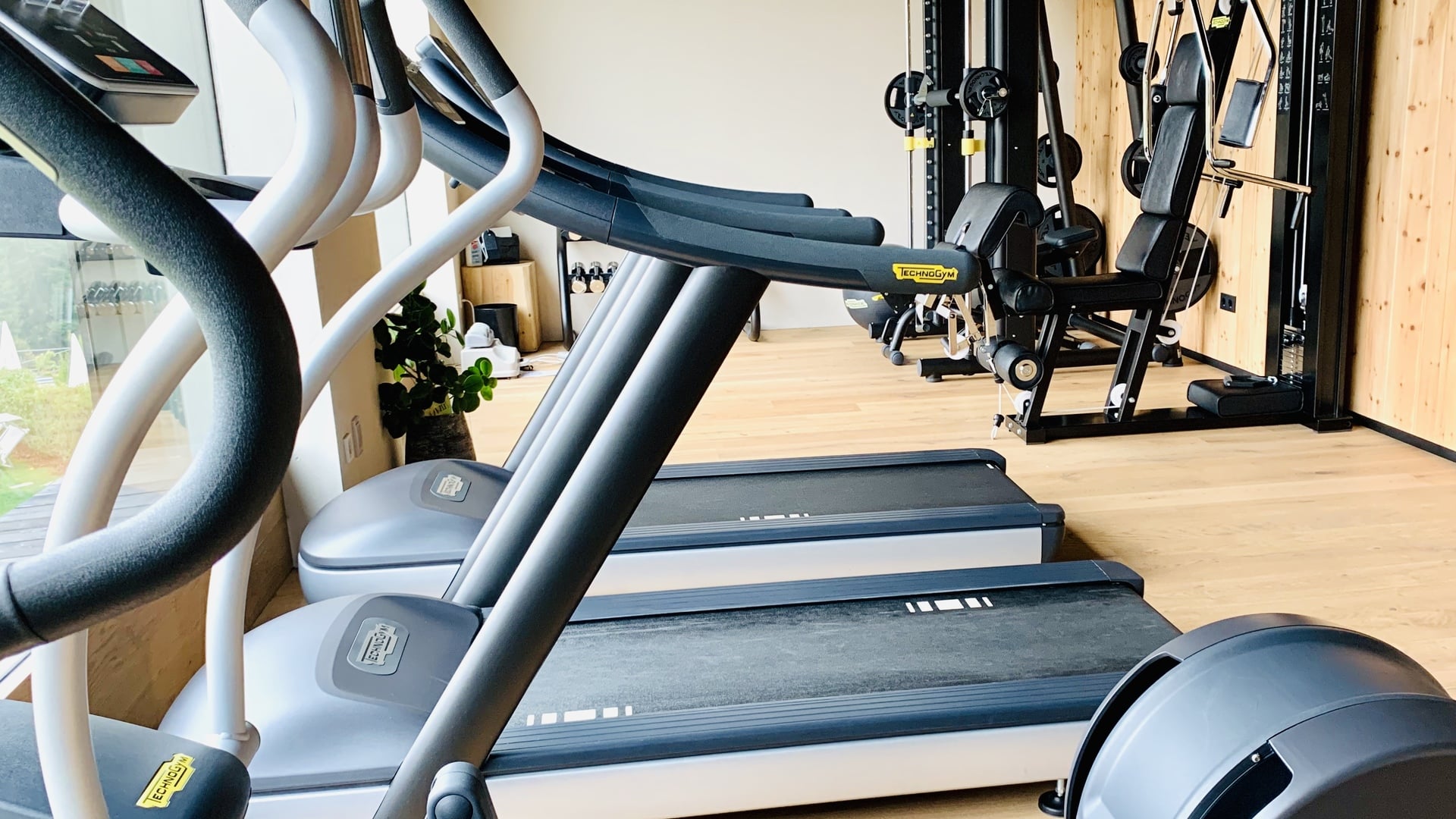 Fitness e benessere naturale nelle Dolomiti: Hotel Pfösl