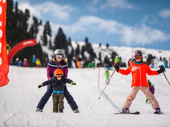 NEW to SKI: Learn skiing in the Dolomites